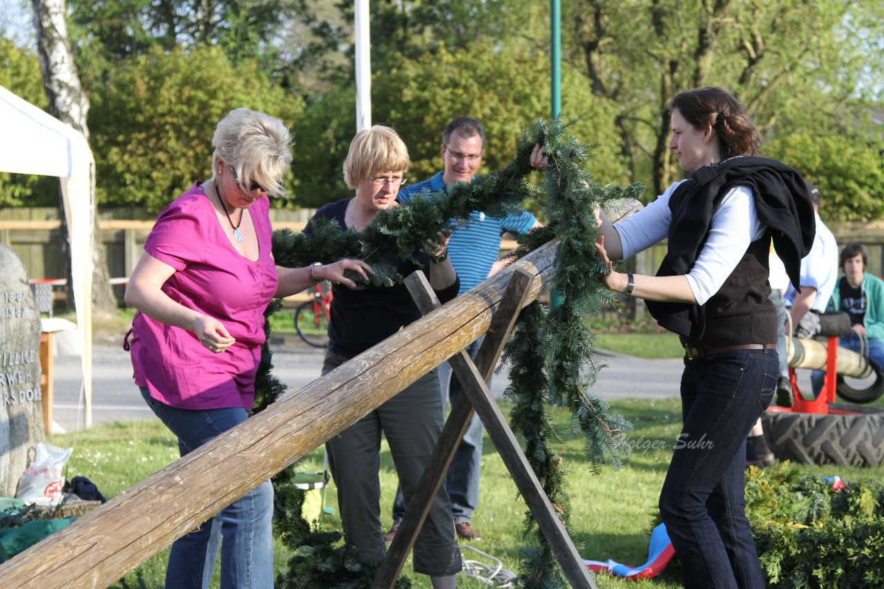 Bild 17 - Maibaum 2012